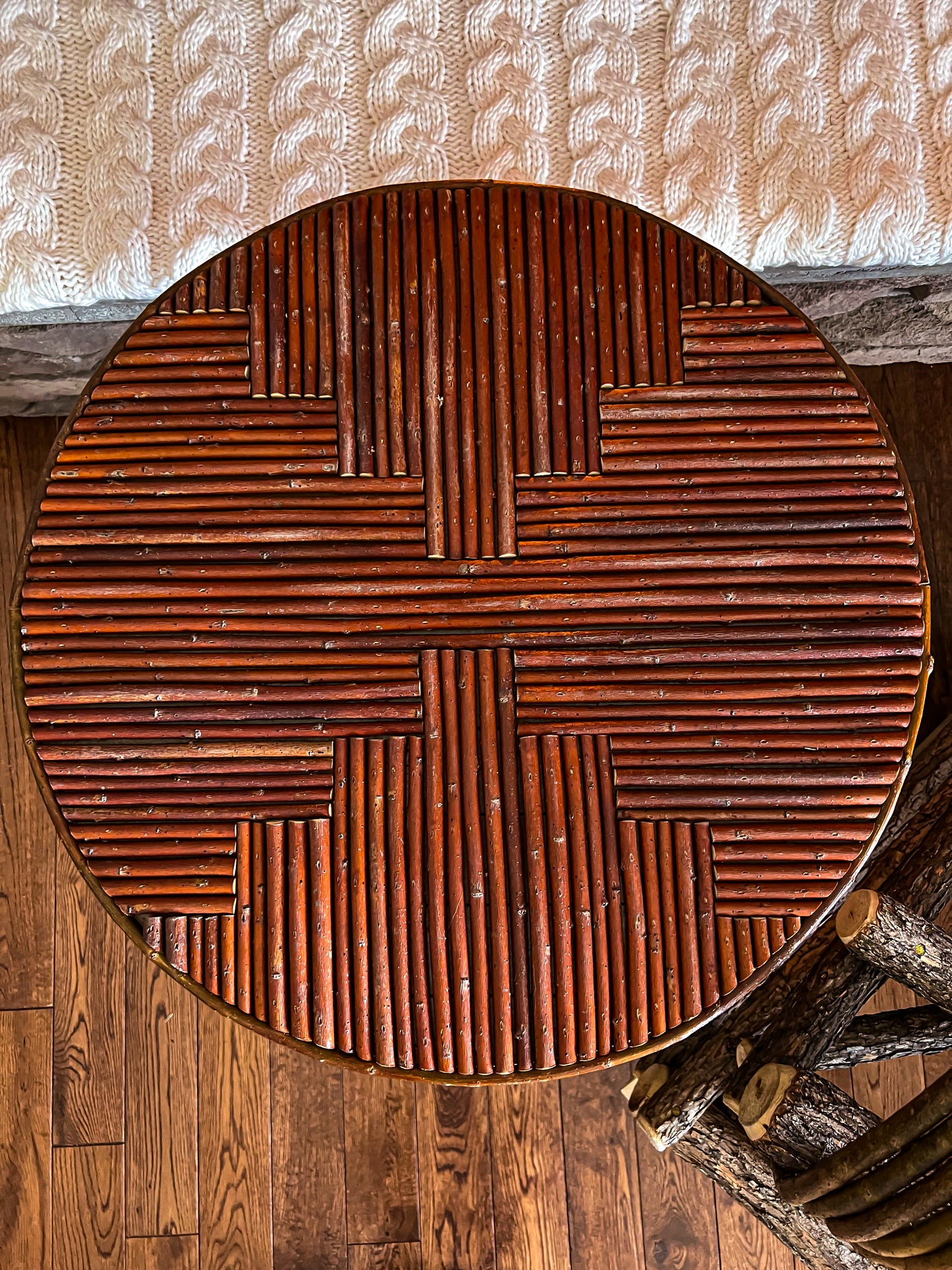 Round Side Table